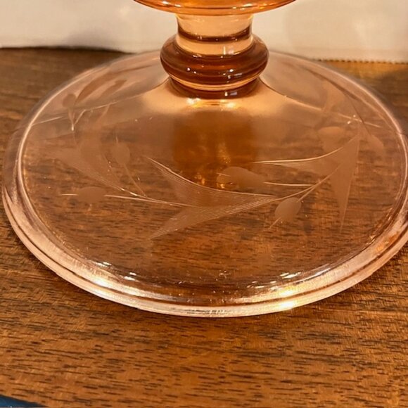 Vintage Pink Depression Glass Etched Flowers Candlesticks - Picture 3 of 7